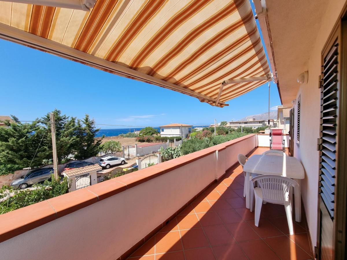 Villa Flora - With Sea View, 2 Minutes Walk To Beach Trappeto  Exterior photo
